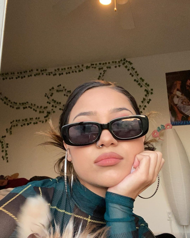عینک آفتابی Billie Eilish