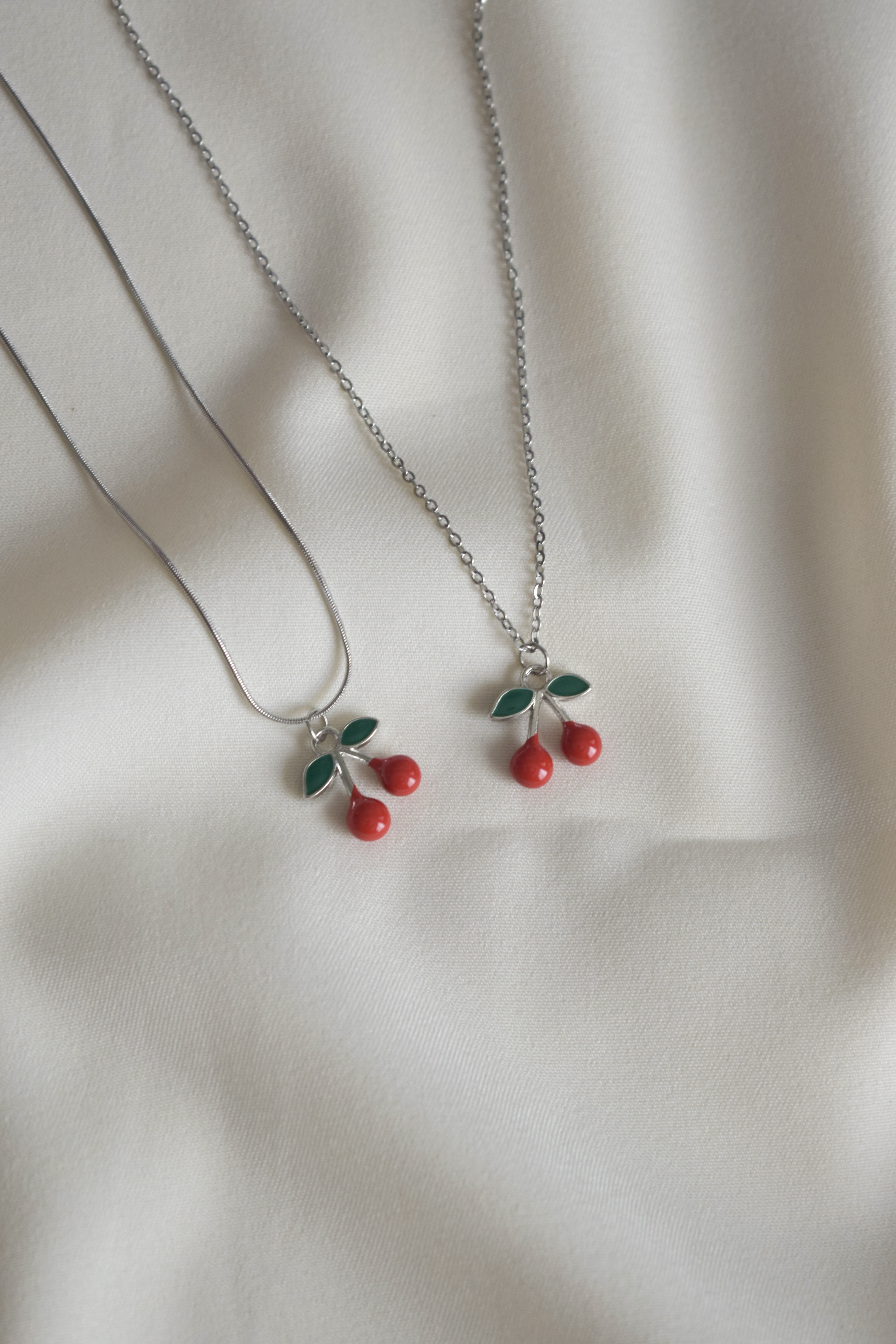 گردنبند تابستونی گیلاس استیل🍒